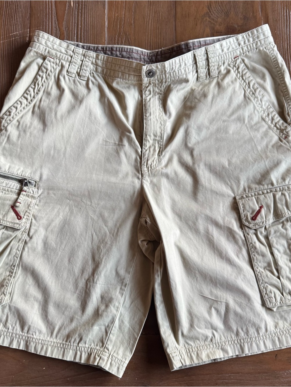 Columbia Sportswear Company Men's Khaki Cargo Shorts Size 38